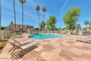 Photo #2: 7013839 Listing 