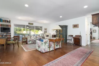 Photo #3: 7013901 Listing 