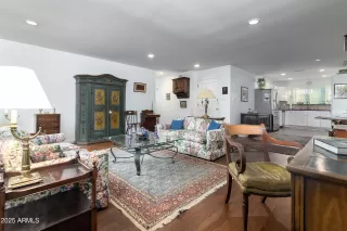 Photo #5: 7013901 Listing 