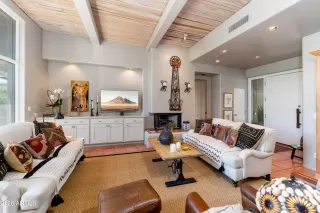 Photo #4: 7013982 Listing