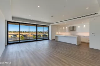 Photo #1: 7014069 Listing 