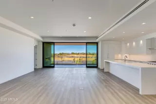 Photo #2: 7014069 Listing 