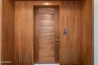 Photo #4: 7014069 Listing 