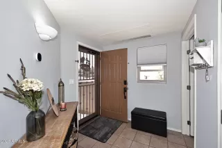 Photo #6: 7014098 Listing 