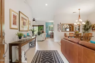 Photo #2: 7014151 Listing 