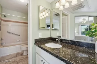 Photo #6: 7014181 Listing 