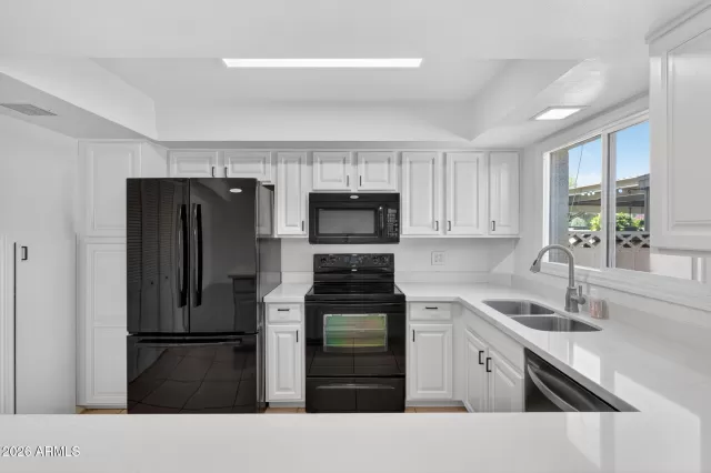 MLS: 7014256 Condo For Sale