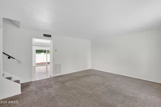 Photo #5: 7014256 Listing 