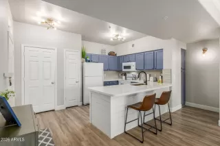 Photo #6: 7014302 Listing