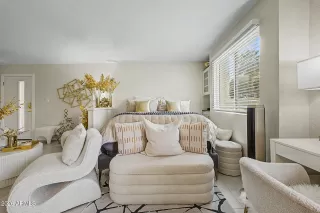 Photo #4: 7014401 Listing 