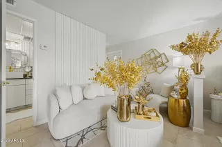 Photo #5: 7014401 Listing 