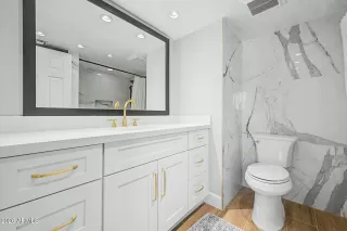 Photo #3: 7014440 Listing