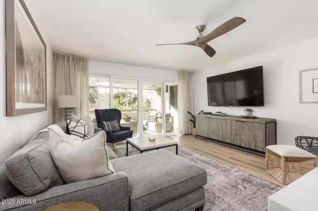 MLS: 7014462 Condo For Sale