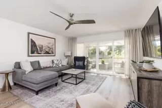 Photo #2: 7014462 Listing