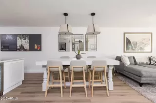 Photo #3: 7014462 Listing