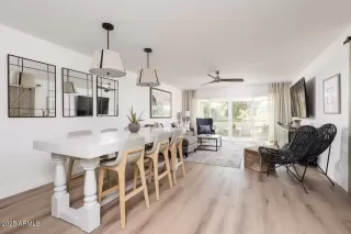 Photo #4: 7014462 Listing