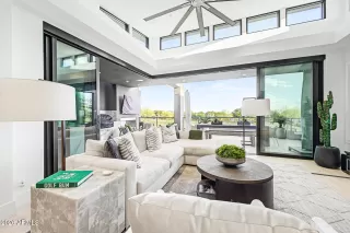 Photo #1: 7014546 Listing 