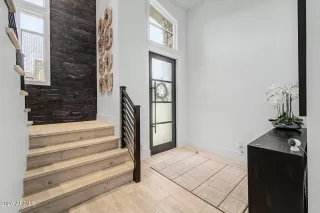 Photo #6: 7014546 Listing 