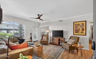 Photo #2: 7014728 Listing 