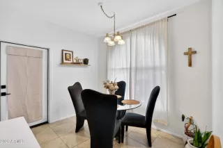 Photo #4: 7014796 Listing 