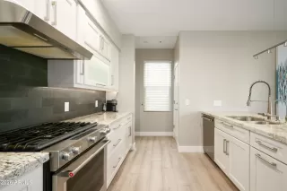 Photo #5: 7014957 Listing 