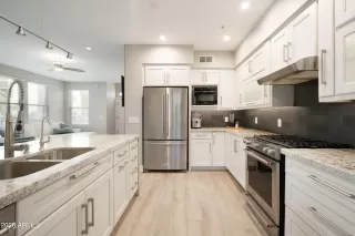 Photo #6: 7014957 Listing 