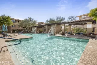 Photo #5: 7015082 Listing 