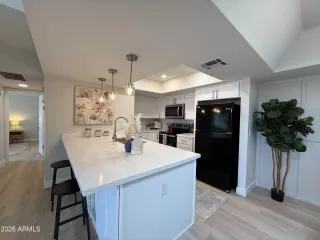 Photo #5: 7015142 Listing 