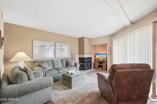 Photo #4: 7015168 Listing 