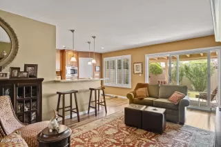 Photo #3: 7015284 Listing 