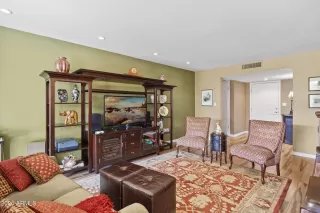 Photo #5: 7015284 Listing 