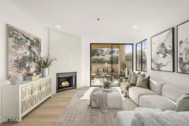 MLS: 7015637 Condo For Sale