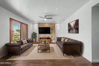 Photo #1: 7015743 Listing 