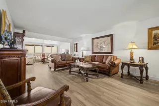 Photo #3: 7015756 Listing 