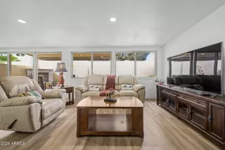 Photo #6: 7015756 Listing 