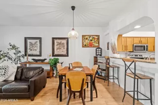 Photo #4: 7015895 Listing 