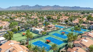 Photo #5: 7016391 Listing 