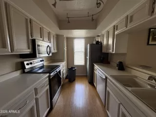 Photo #4: 7016432 Listing 