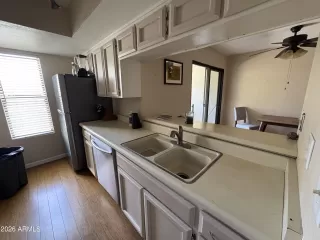 Photo #6: 7016432 Listing 