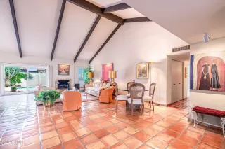 Photo #4: 7016890 Listing 