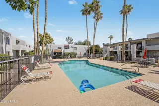 Photo #1: 7017077 Listing 