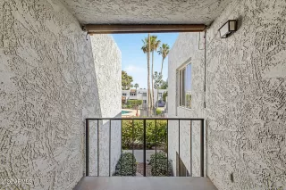 Photo #2: 7017077 Listing 