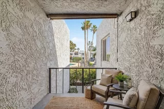 Photo #3: 7017077 Listing 