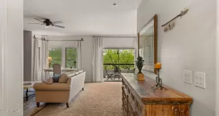 Photo #4: 7017109 Listing 