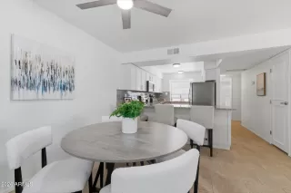 Photo #6: 7017354 Listing 