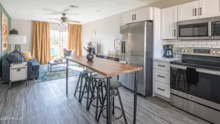 Primary Photo for MLS#: 7017529