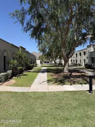 Photo #5: 7017679 Listing 