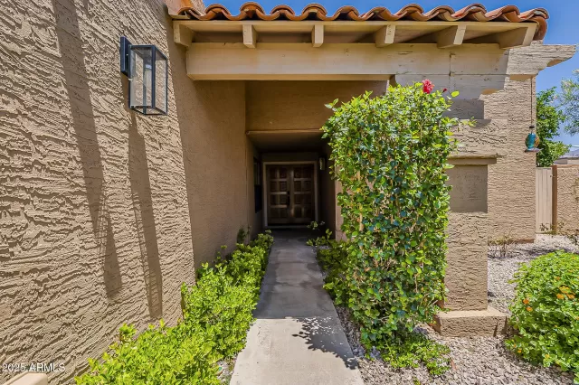 MLS: 7017681 Condo For Sale