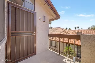 Photo #1: 7017759 Listing 