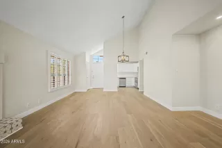 Photo #5: 7017759 Listing 